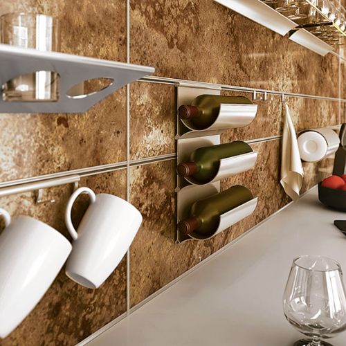 SYSTEM ŚCIENNY, który montujemy, wykorzystując płytki ceramiczne, do wyboru mnóstwo półeczek, ZOBAL, zobal.com.pl