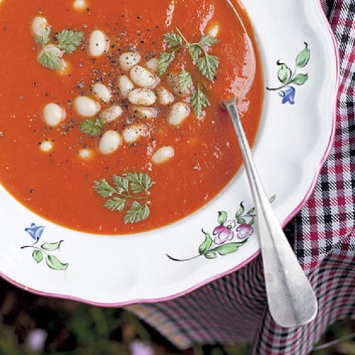 Pomidorowa z fasolą. Kremowe zupy