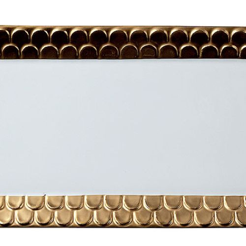 Porcelana Limoges pokryta 24-karatowym złotem.