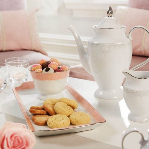 Porcelana Moments od Fyrklövern. Romantyzm w odcieniu pudrowego różu