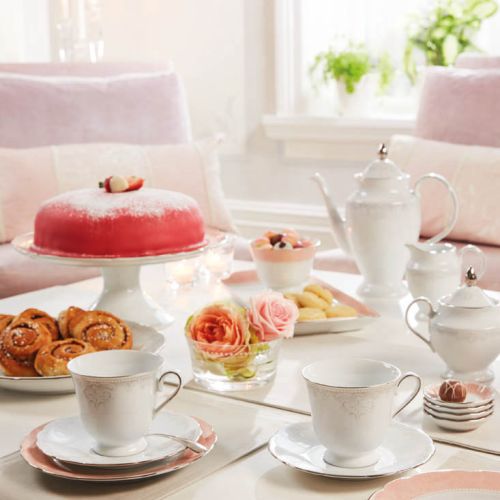 Porcelana Moments od Fyrklövern. Romantyzm w odcieniu pudrowego różu