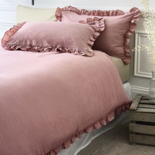 pościel z falbankami