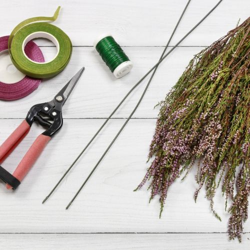 Jesienne dekoracje diy: serce z wrzosu