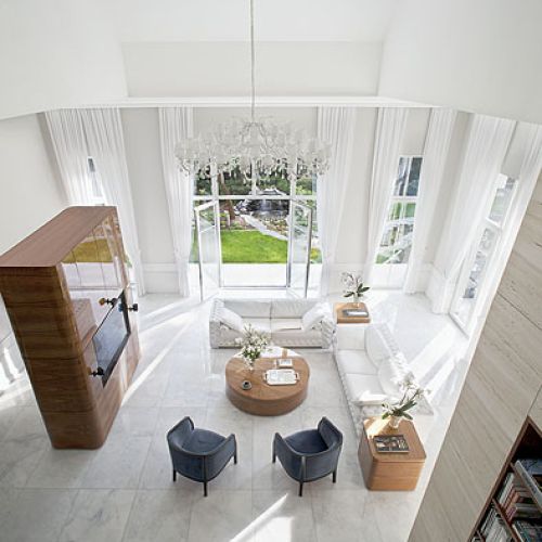 Poza klasyczna elegancją właściciele cenią szyk art deco, a przede wszytkim wygodną nowoczesność.