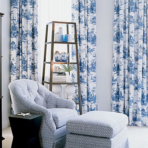 Projektant zestawił ze soba wzory, które na pierwszy rzut oka do siebie nie pasują.