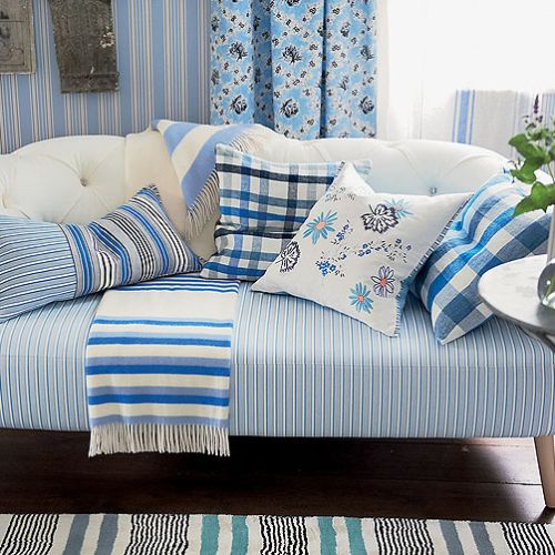 Różne wzory, ale wszystkie w błękitach.