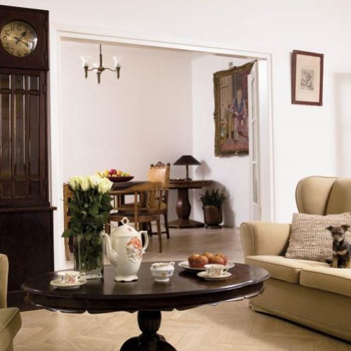 Przedwojenna willa z pamiątkami. Przedwojenna willa z pamiątkami