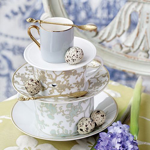 Wielkanocne dekoracje i zastawa