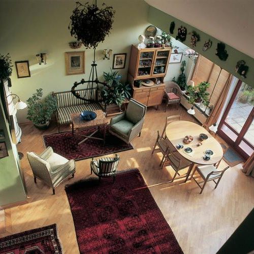 Przestronne wnętrze idealnie nadaje się do łączenia stylów.