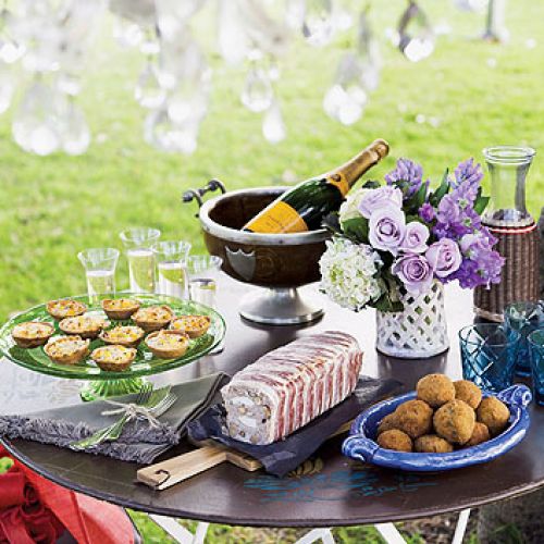 Przyjęcie pod jabłonką. Letnie przysmaki