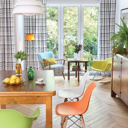 Przypominająca UFO lampa Jørna Utzona, duńskiego architekta, który zaprojektował słynna operę w Sydney.