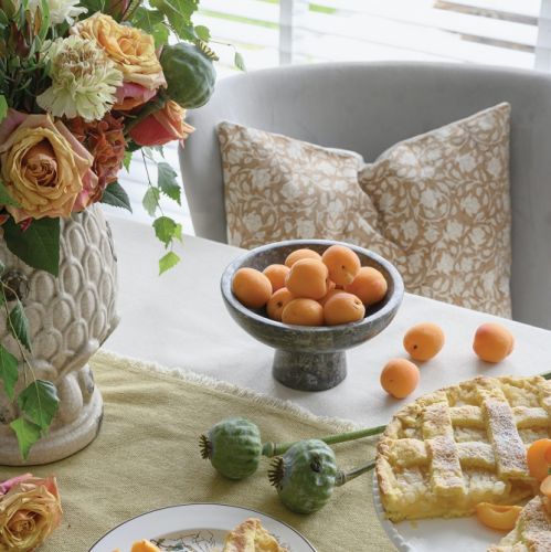 przytulna jadalnia w domu Irysovo Home