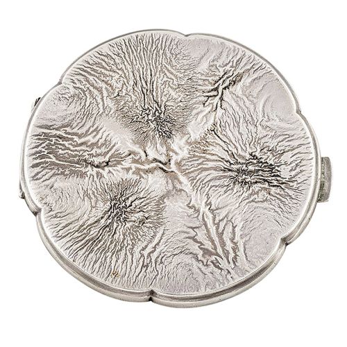 Puderniczka, 1920-1963 r., cena wyw. 400 zł, OSTOYA