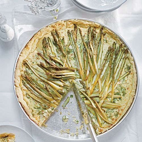 Quiche ze szparagami. Letnie przyjęcie