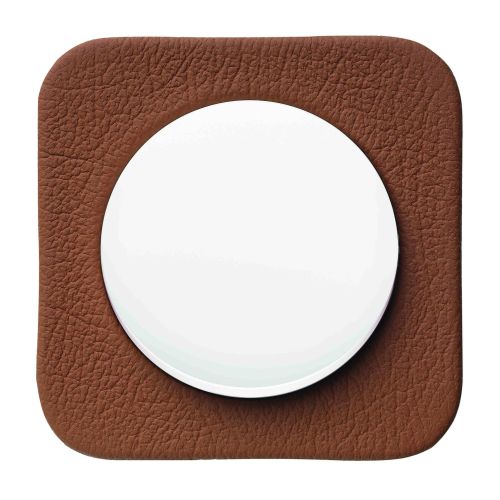 Berker R.1, ramka brązowa skóra | klawisz tworzywo, biały połysk.