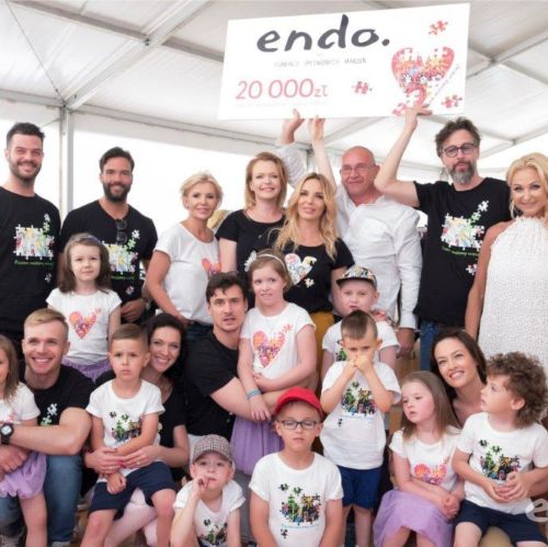 Znana i ceniona aktorka Magdalena Różczka jest autorką hasła Razem Możemy Więcej przyświecającego projektowi charytatywnemu