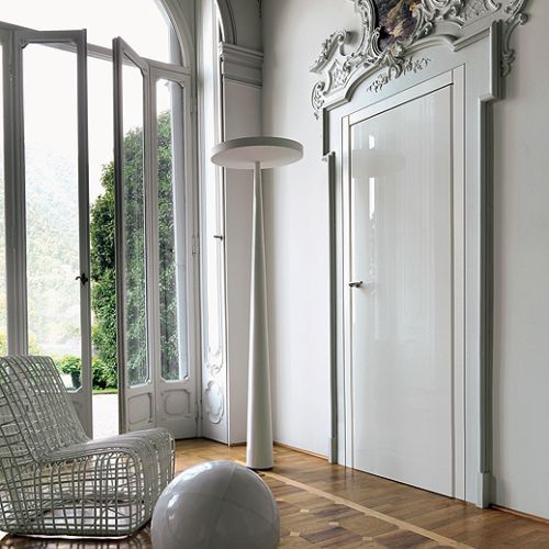 Rever marki TRE-Più wykończone lakierem poliuretanowym, cena – od 4600 zł, Kari Mobili