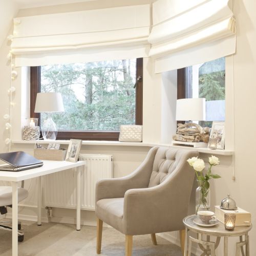 Rolety rzymskie: dekoracje okien nr 1 w Polsce – jak wybrać?