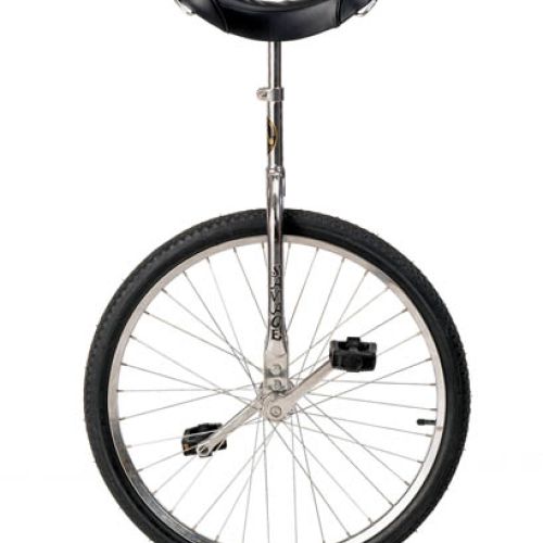 Rower cyrkowy. Fot. Medium. Historia dwóch kółek