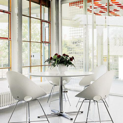 S 644 z 2004 r., Eddie Harlis. Sekret dobrego krzesła według Thonet