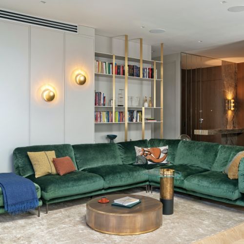 zielony narożnik w salonie aranżacje