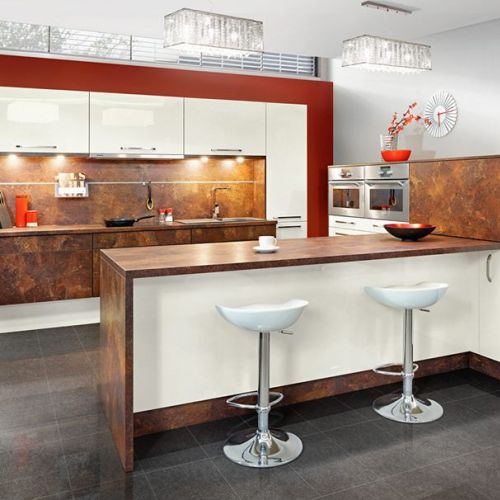 Ściana nad blatem w kuchni - 5 pomysłów na aranżację