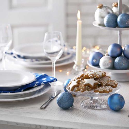 Stół wigilijny – pomysły na ozdoby i dekoracje bożonarodzeniowe