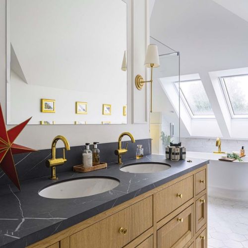 łazienka w stylu skandynawskim i angielskim