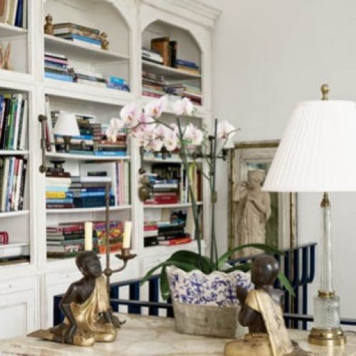 Słoneczna rezydencja to spełnienie marzenia o ciepłym klimacie pośród pięknej architektury.