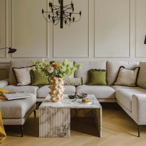 modułowa beżowa sofa do salonu