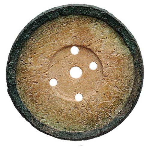 Średniowieczny guzik z kości, fot. East News