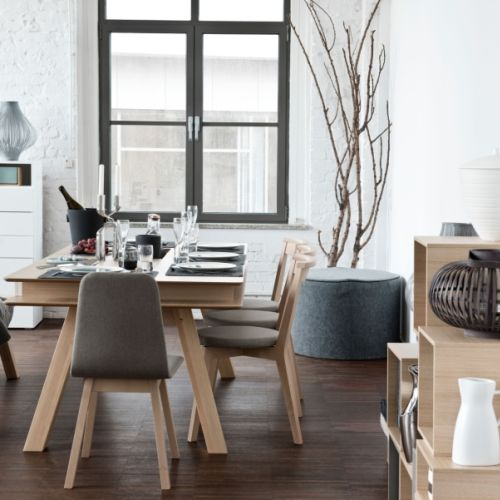 Zimowa aranżacja stołu