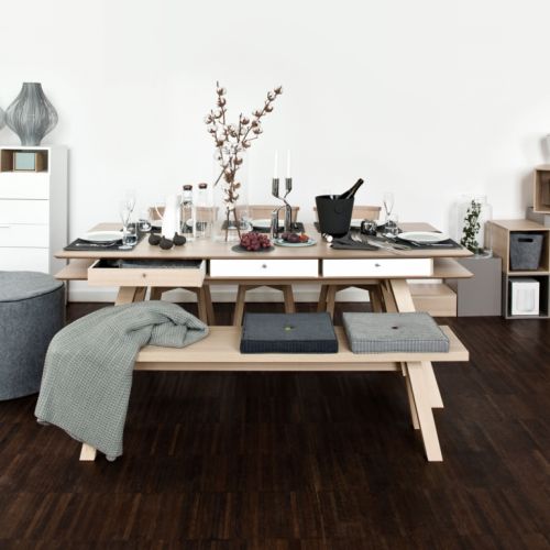 Zimowa aranżacja stołu