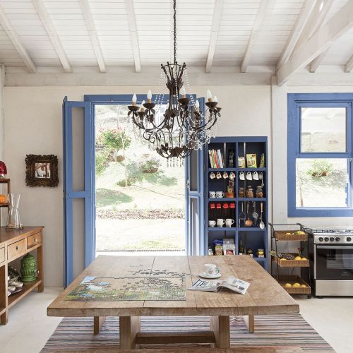 jadalnia w domu pod miastem