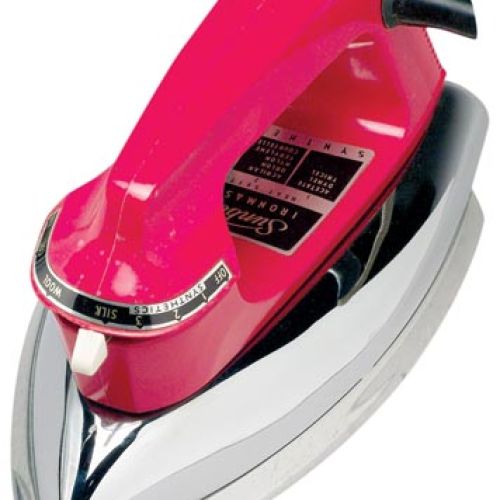 Szczyt nowoczesności w 1955 r. - żelazko przeznaczone głównie do prasowania sztucznych tkanin np. nylonu,