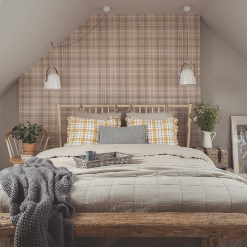 tapeta w kratę w sypialni