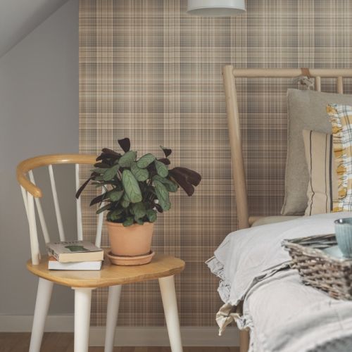 tapeta w kratę w sypialni