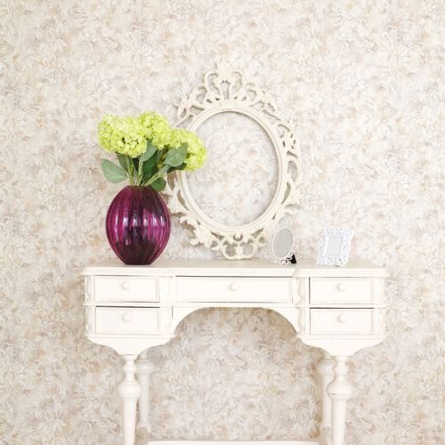 Szyk, elegancja, styl z epoki. Toaletka nie tylko do sypialni