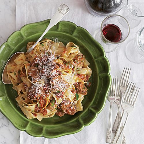 Tagliatelle z kabanosami. Pasta i basta