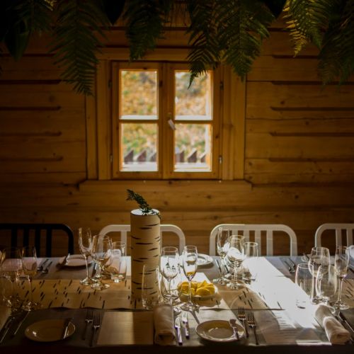 Podczas kolacji One w Hotelu SPA Dr Irena Eris Wzgórza dylewskie serwowano wykwintne dania przygotowane