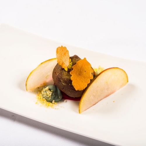 Podczas kolacji One w Hotelu SPA Dr Irena Eris Wzgórza dylewskie serwowano wykwintne dania przygotowane