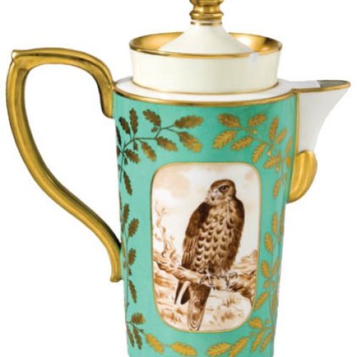 Tę porcelanową kawiarkę Hermann Goering dostał na pięćdziesiąte urodziny, Niemcy, 1943 r., fot. FORUM