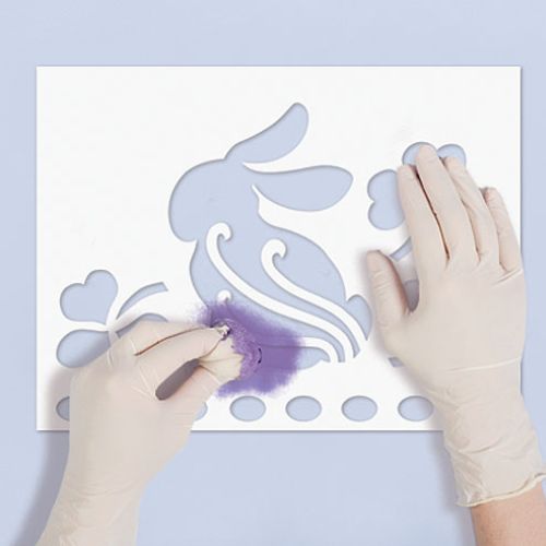 Szablon zająca z koniczyną