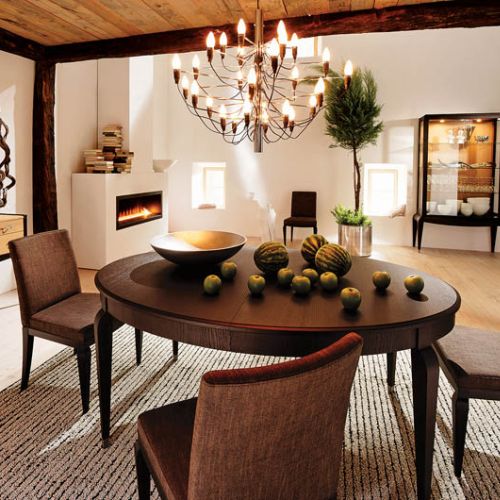 Ten żyrandol do złudzenia przypomina jemiołę, Aranżacja SELVA.