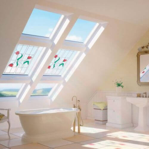 To wyjątkowo trwałe okno z aluminium i tworzywa sztucznego idealnie nadaje się do pomieszczeń, gdzie