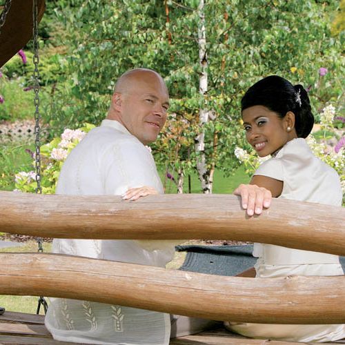 Tomasz Cajdler i jego żona Marisol. Ogród miłośnika ptaków