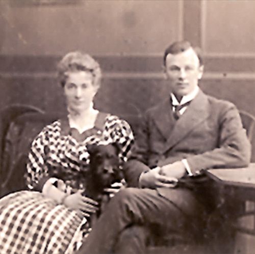 Tradycje koncernu, który kupił w latach 90. polskie zakłady, siegają XIX wieku. Paul-Otto Pfleiderer z żoną Gladys w 1916