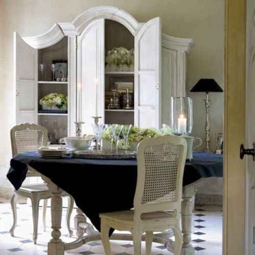 Urządzamy kuchnię z kredensem