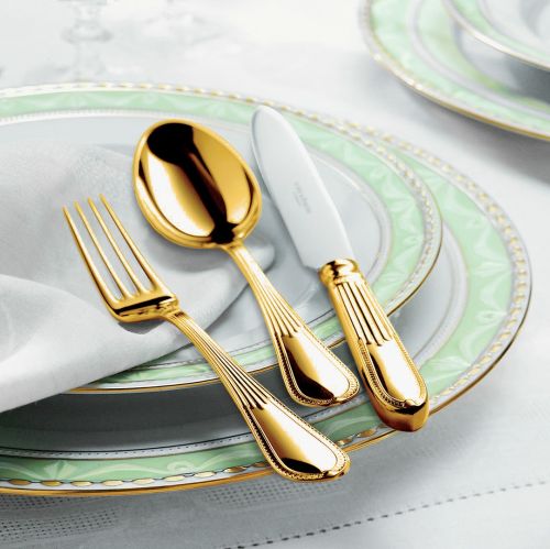 ułożenie sztućców na stole