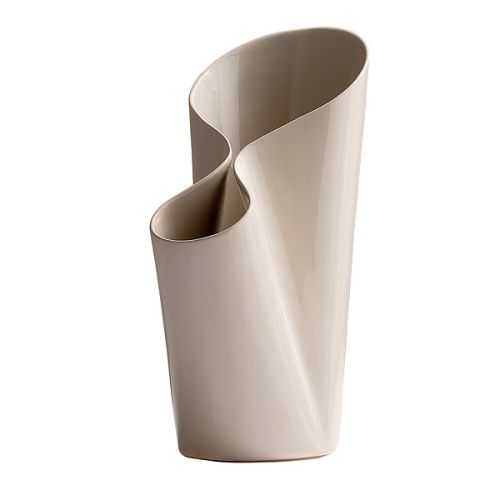 Umbravase, projekt:Luca Nichetto. Zdjęcie: Bosa